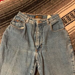 High Waisted Jeans